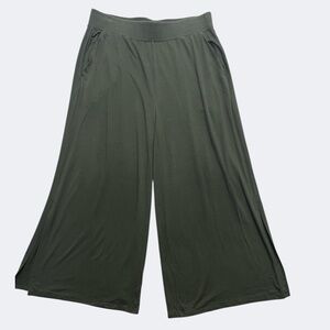 Eileen Fisher Pants SP Green Wide Leg Split Hem Cropped Light Airy Flowy Pull On